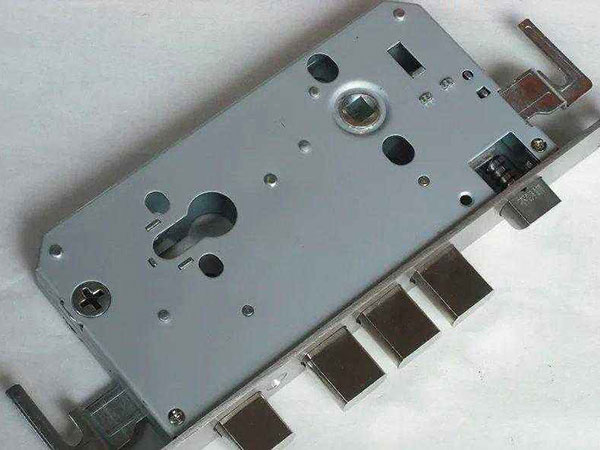 伊春24小时上门开锁公司